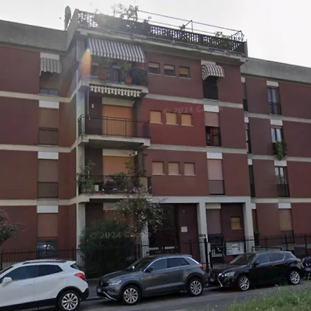Spacious Near San Siro Milan