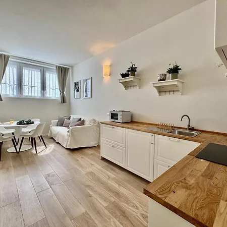 Apartment Spacious Near San Siro *