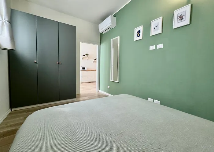 Modern Near San Siro With Free Garage Milano